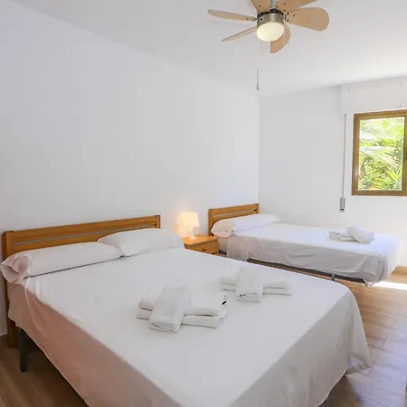 La Caleta Sea Views And Pool